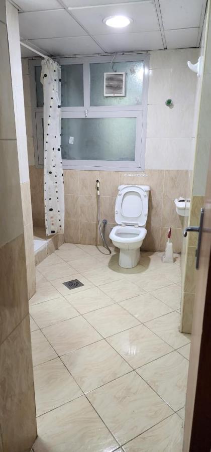 Sharing Motel Rooms Abu Dhabi Exterior photo
